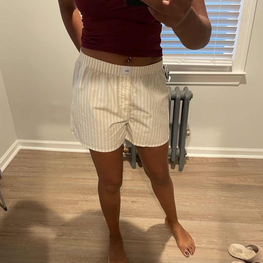 Aritzia Ivory Striped Boxer Shorts